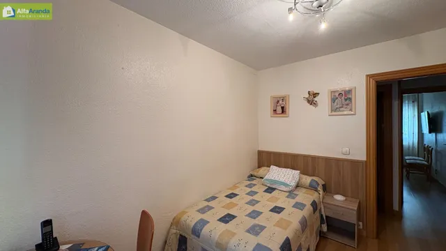 PISO REFORMADO 4 DORMITORIOS Y PLAZA DE GARAJE INCLUIDA — 16