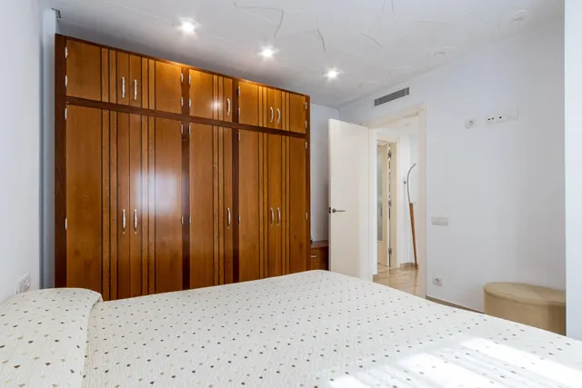 PRECIOSA CASA DE LUXE A LA ZONA DE L'ESGLÉSIA — 6