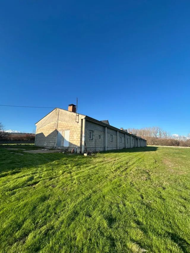 Encantadora Casa con Terreno en Cubillos del Sil — 25