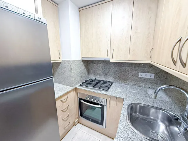 Piso de 2 dormitorios con ascensor en Figueres — 14
