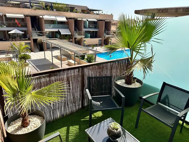 ÁTICO EN SAN JAVIER CON GRAN SOLÁRIUM PRIVADO, PISCINA Y GIM