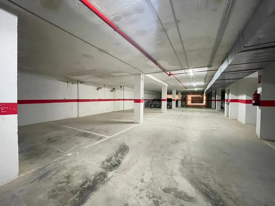 ALQUILER DE PLAZA DE GARAJE EN BALERMA
