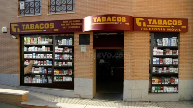TRASPASO NEGOCIO DE ESTANCO CON LICENCIA — 2