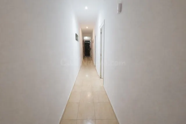 SE VENDE CASA ADOSADA EN TERRASSA, ZONA POBLE NOU - foto 5