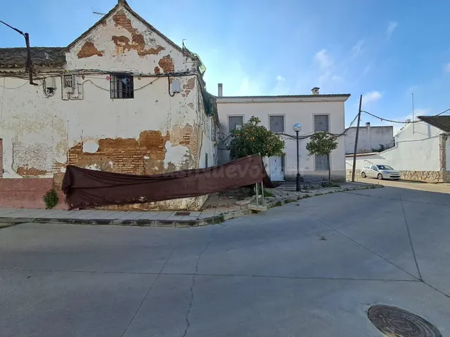 Vivienda en la Chica Carlota !!. Céntrica. - foto 4