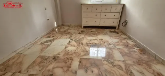 VIVIENDA CON LAS MEJORES CALIDADES Y NUEVA CONSTRUCCIÓN — 33