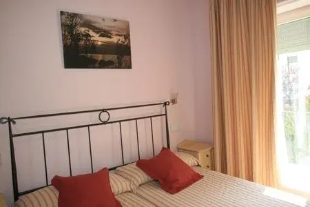 ALQUILER DE APARTAMENTO — 4