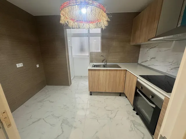 PIso    centrico de tres dormitorios y tres baños — 6