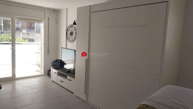 En venta apartamento estudio amueblado en Salou — 18