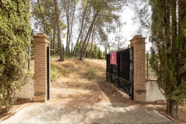 EXCLUSIVO TERRENO EN VENTA EN ALBOLOTE — 6