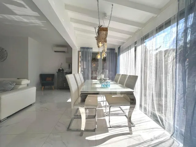 Chalet Adosado Totalmente Renovado en Palmanova -Junto al Ma - foto 3