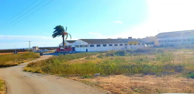 Terreno rural en alquiler - MERCADONA — 3