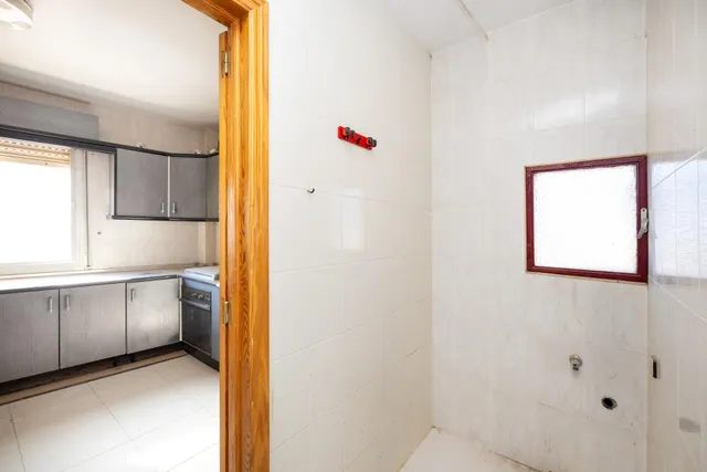 SE VENDE AMPLIO PISO EXTERIOR EN DÚRCAL GRANADA INCLUYE LOCAL — 7