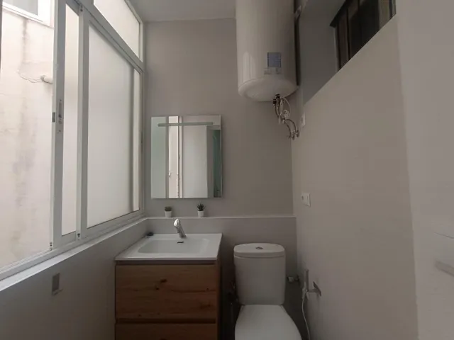 SE ALQUILA PISO ZONA RAVAL — 7