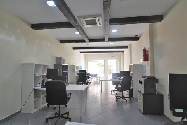 Local comercial 85m² en venta - Centro — 8