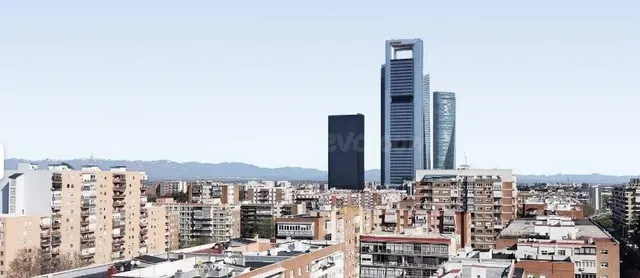 PZA. CASTILLA, OFICINA EXTERIOR- DIAFANA 280,34m2, Excelente - foto 4
