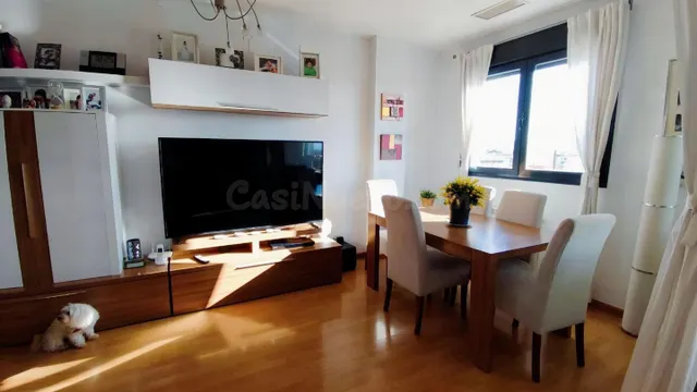 Espectacular Piso en Alquiler en Granada – Ideal para Funcio - foto 2