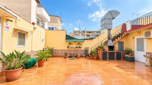 MAGNIFICA CASA BIS CON PATIO Y TERRAZA EN LA CREU DE BARBERA — 29