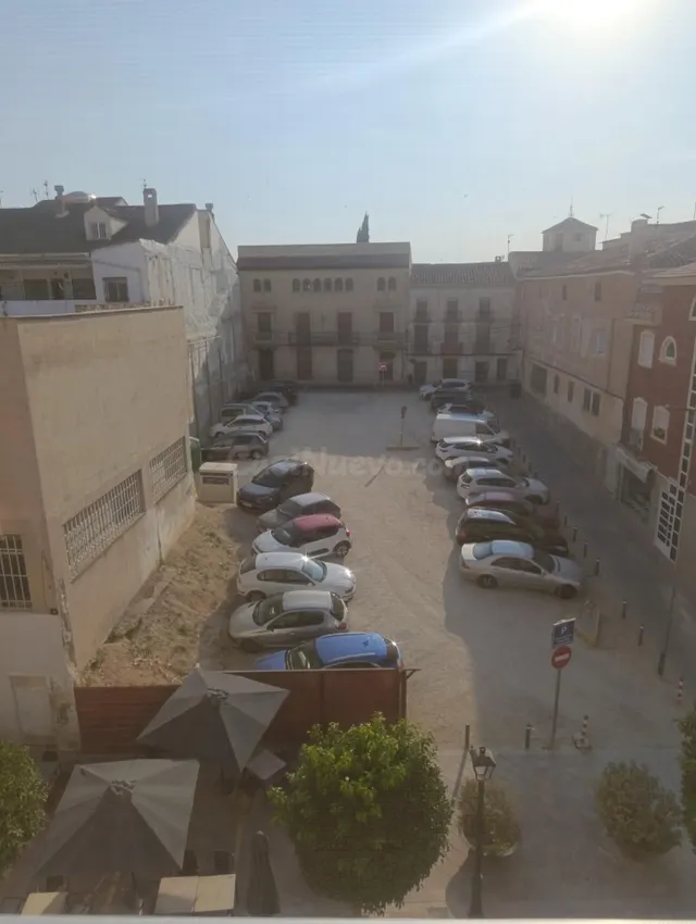 “Amplio piso con vistas despejadas en Gran Vía de Bullas” — 5