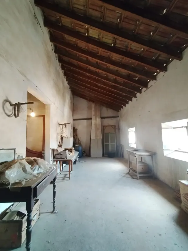 SE VENDE CASA INDEPENDIENTE EN NOVELDA — 34