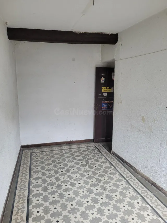 Piso céntrico para reformar - foto 4