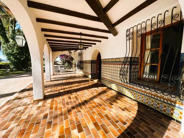 FINCA ECUESTRE DE ESTILO MEDITERRÁNEO. — 11