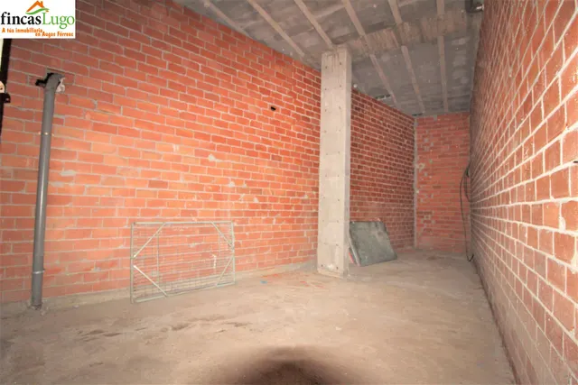 LOCAL COMERCIAL EN OBRA — 4