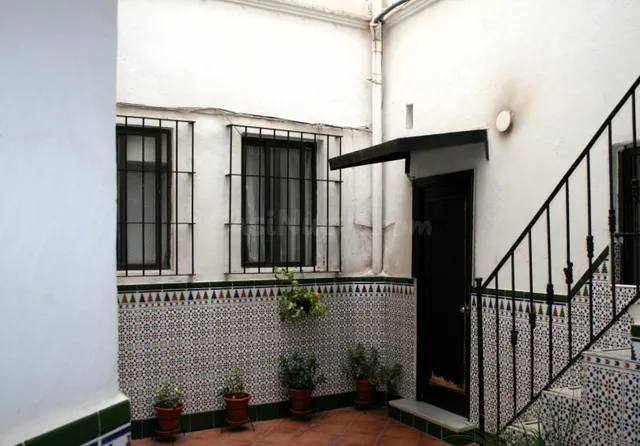 CASA DE VECINOS CON 8 APARTAMENTOS - foto 5