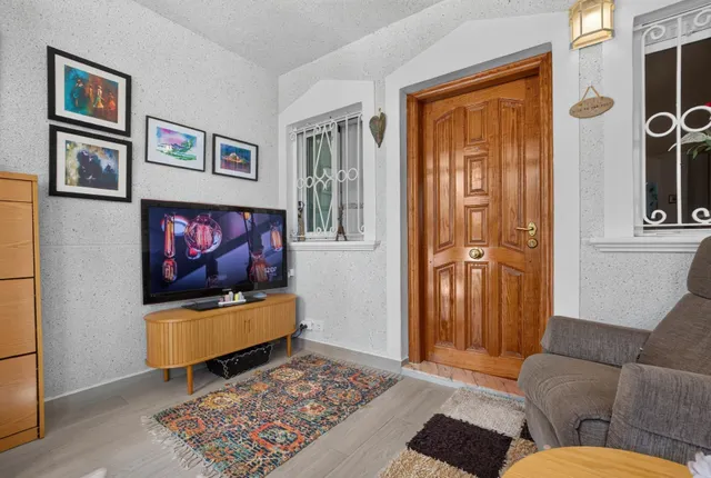 Villas Don Sancho V – Coqueto apartamento en planta baja con jardín, terrazas y piscina comunitaria. 2 dormitorios — 25