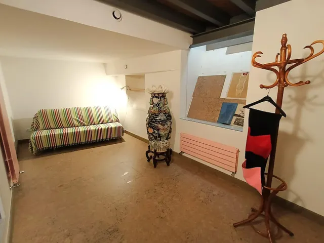 Local - Estudio en Calle Amaniel — 23