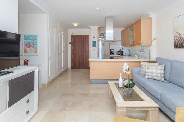 Atractivo apartamento de 2 dormitorios con amplia terraza en monte carrera. impresionantes vistas al mar. trastero y plaza de garaje. piscina comunitaria climatizada. — 8