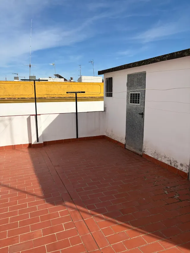 ¡piso reformado y listo para entrar a vivir en levante! — 13