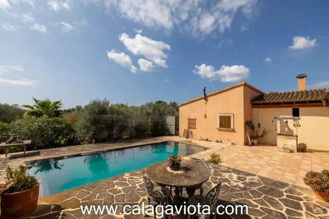 Encantadora casa de campo con piscina, pozo propio y vistas  - foto 5