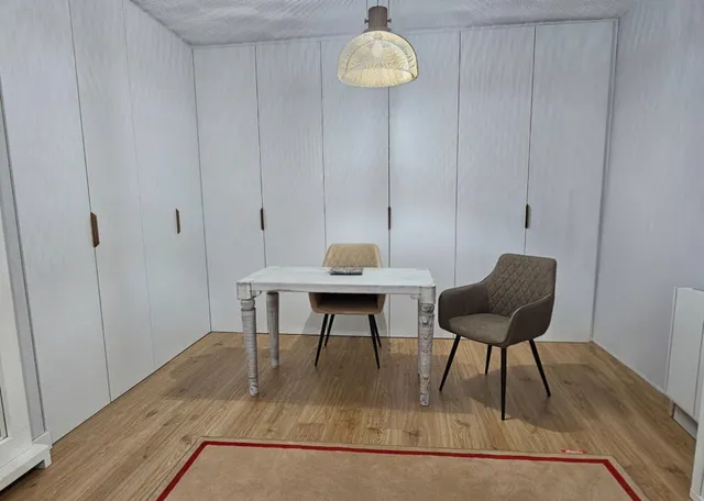 Vivienda unifamiliar pareada en urbanización de 18 vecinos, de 2019, con 230 m2 construidos, 200 m2 de jardín y piscina comunitaria, ubicada en la mejor zona de Córdoba — 47