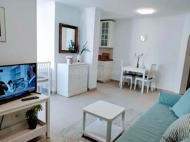 Apartamento de 2 dormitorios en Parque Santiago 2 - foto 3