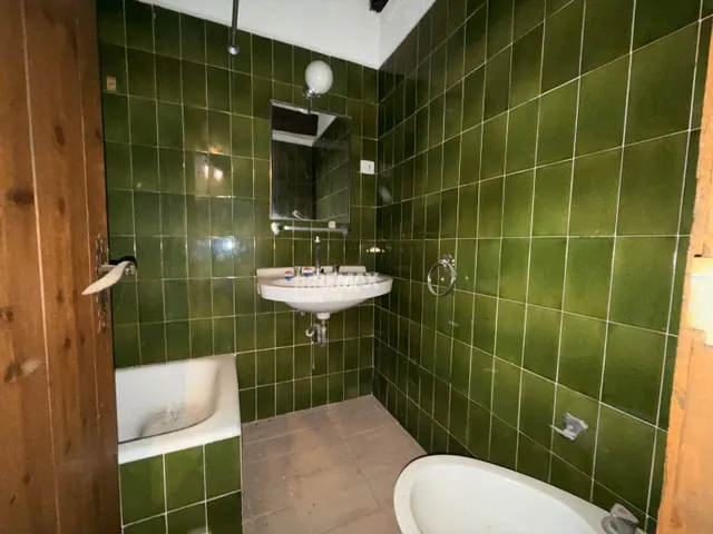 Rupit | Casa de piedra con encanto y gran potencial en el corazón del pueblo — 16