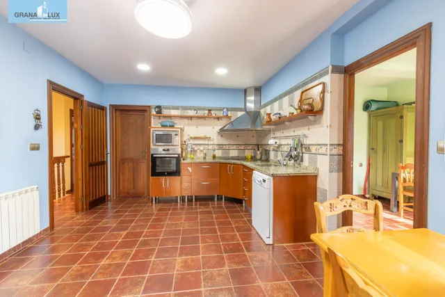 Exclusiva vivienda con piscina en Viñas del Rey — 12