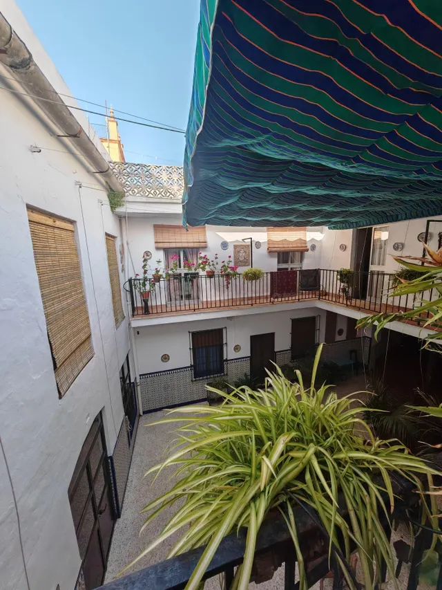Casa Señorial Histórica con Gran Potencial de Inversión en É - foto 2