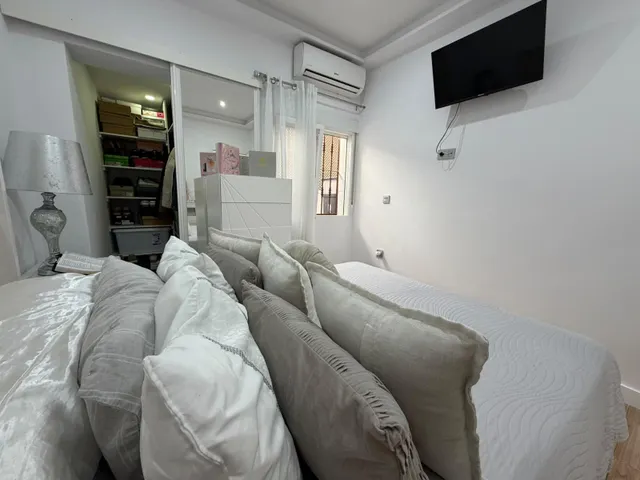 Espectacular vivienda reformada con parcela de 200 m2, terraza y solárium cerca de Playa del Cura en Torrevieja — 33