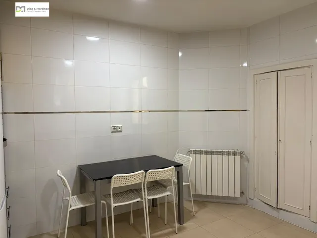 APARTAMENTO AL LADO DE SANTO DOMINGO — 12