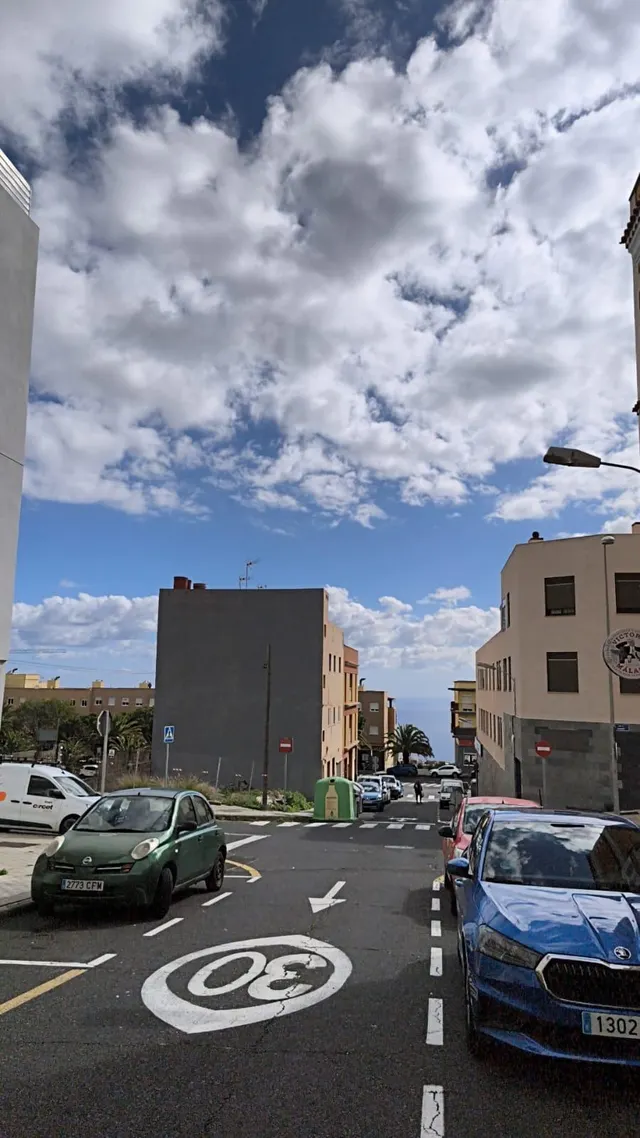 OFICINA A PIE DE CALLE — 9