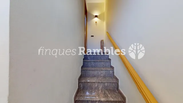 La casa que estaves buscant — 18
