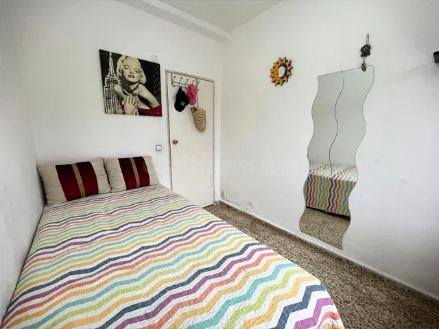 Piso bajo de 3 habitaciones en La Moneda-Dos Hermanas — 4