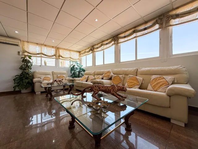 Casa señorial — 16
