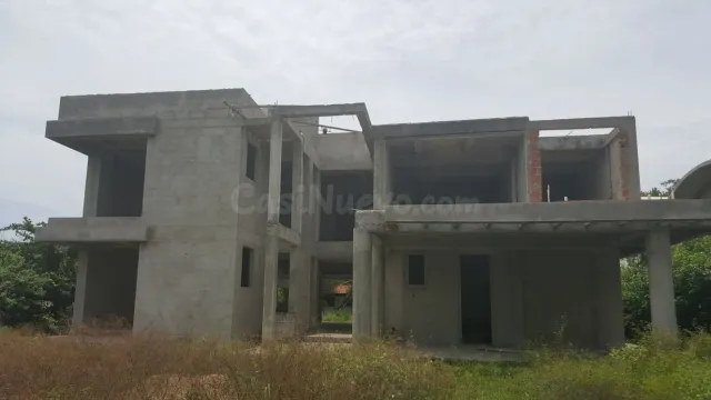 VENTA CASA EN ZONA NORTE OBRA NEGRA TERMINADA - foto 4