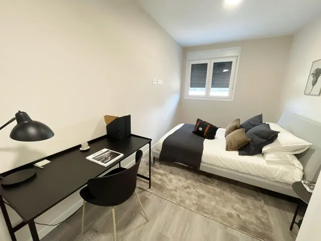 Pisos 3 habitaciones a estrenar en Teatinos / Carlos de Haya — 16