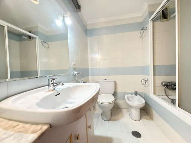 Vivienda con vistas a Plaza América, 3 dormitorios y garaje incluido — 28