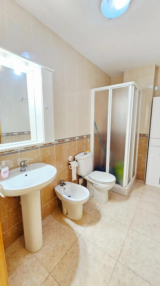 Piso en bajo los alcazares — 16