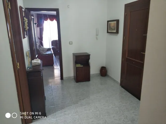 SE VENDE PISO EN VALENCIA DE DON JUAN, AMUEBLADO, COCINA, SALÓN, BAÑO, 3 HAB, PARA ENTRAR A VIVIR — 10