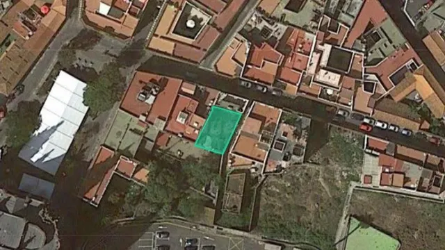 Terreno urbanizable 4102m² en venta - Arucas Casco